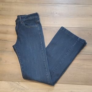 Womens Levis "The Original Jean" Awesome Flare Sz 8M